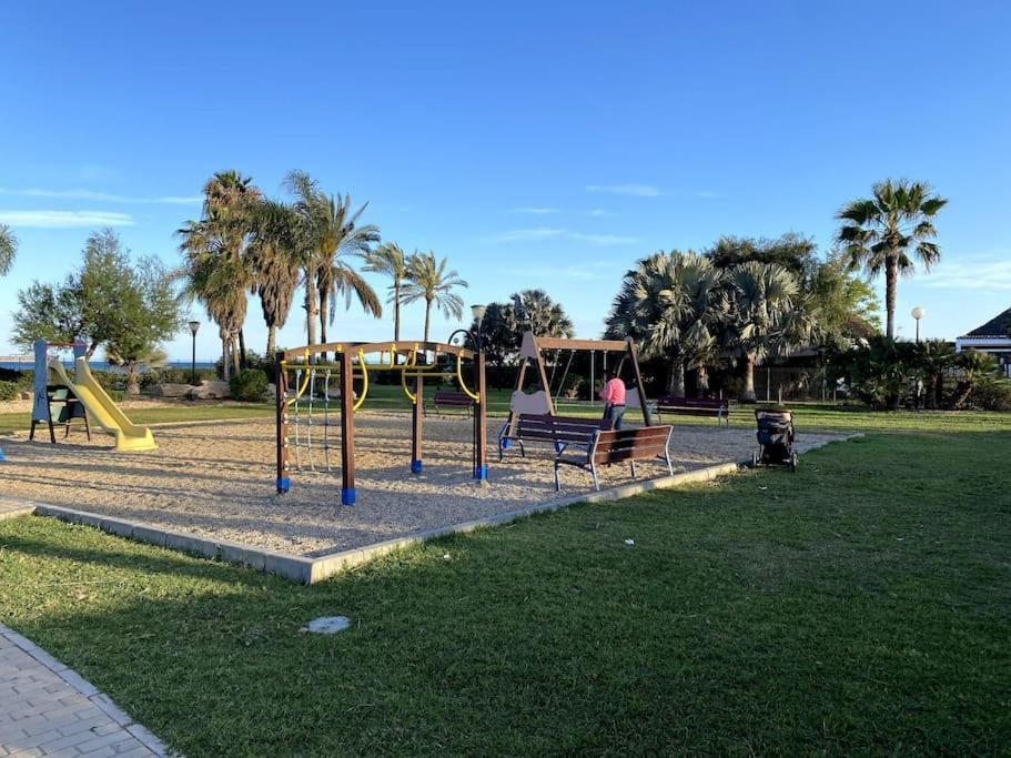 Vive Vera Rentals - Atico En 1º Linea Con Vistas Al Mar Exteriör bild